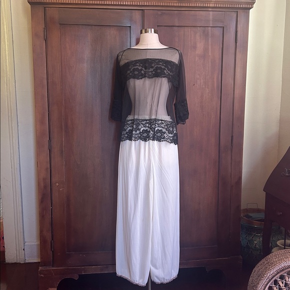 60’s Black Sheer Lace Middy Top Lingerie M - Picture 8 of 10